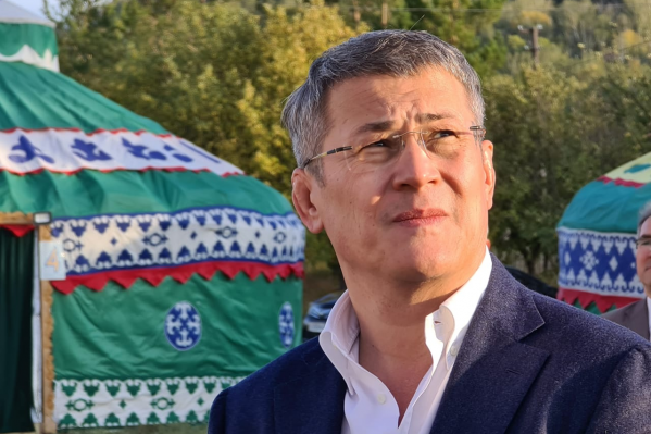 Радий Хабиров попросил подчиненных всегда объяснять жителям региона причины принятых решений Радий Хабиров попросил подчиненных всегда объяснять жителям региона причины принятых решений