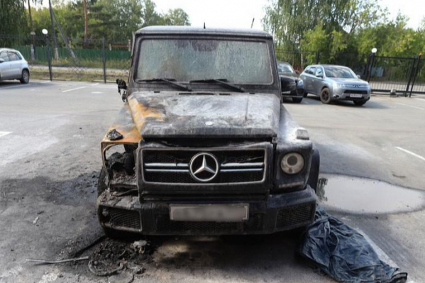 Поджог дорогостоящего внедорожника произошёл в июле этого года Поджог дорогостоящего внедорожника произошёл в июле этого года
