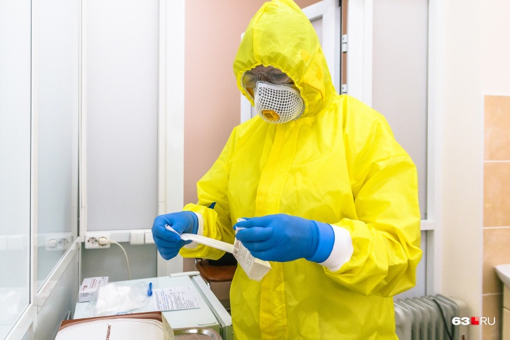 Лабораторно подтверждены еще 28 случаев нового штамма омикрон