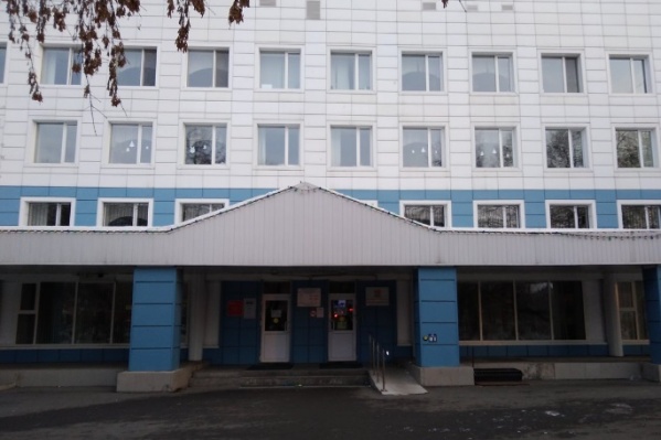 Со слов очевидцев, скандалисты без масок, которые сегодня заявились в поликлинику № 2, собираются посетить и другие тюменские больницы Со слов очевидцев, скандалисты без масок, которые сегодня заявились в поликлинику № 2, собираются посетить и другие тюменские больницы