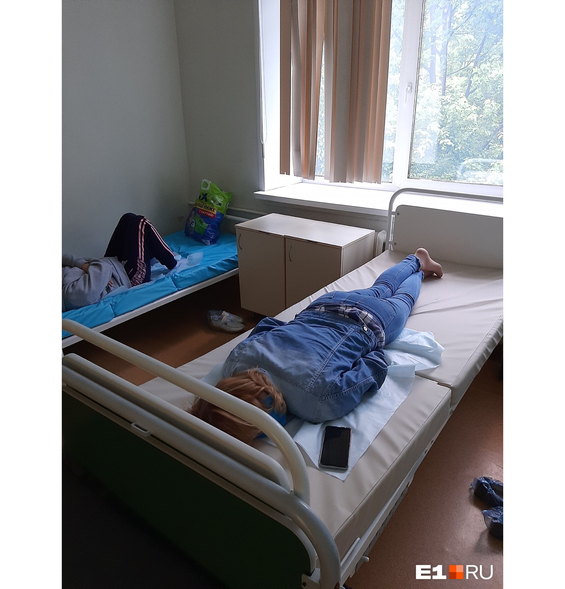 У пациентов нет ни одеял, ни простыней, ни еды с водой У пациентов нет ни одеял, ни простыней, ни еды с водой