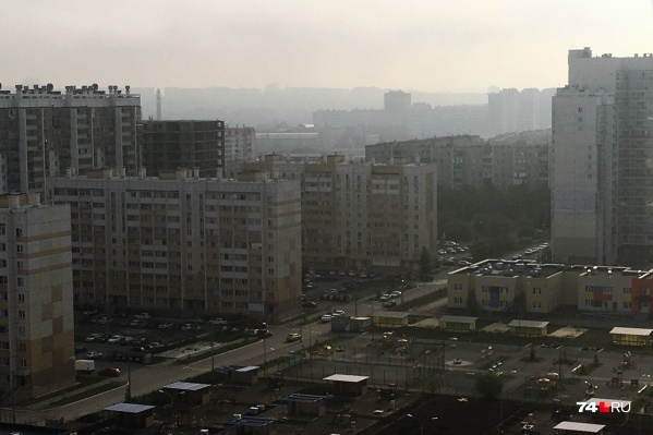 Такой вид сегодня открывается с северка в сторону ЧМЗ Такой вид сегодня открывается с северка в сторону ЧМЗ
