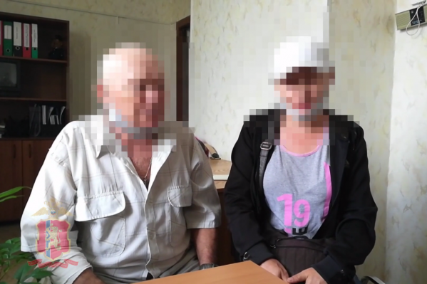 Храбрые пенсионеры отбились от грабителя Храбрые пенсионеры отбились от грабителя 