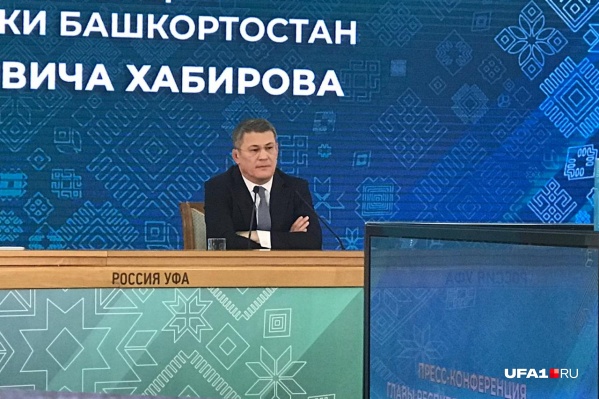 Галстуки для Хабирова выбирает его супруга Галстуки для Хабирова выбирает его супруга