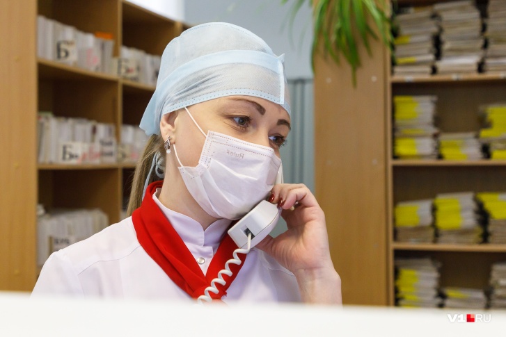Обратиться в колл-центр можно в будни по номеру телефона +7 960 014–88–55 с 9 до 15 часов Обратиться в колл-центр можно в будни по номеру телефона +7 960 014–88–55 с 9 до 15 часов