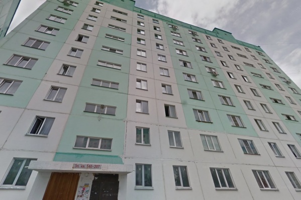 Трагедия произошла в многоэтажке на улице Татьяны Снежиной, 39/1 Трагедия произошла в многоэтажке на улице Татьяны Снежиной, 39/1