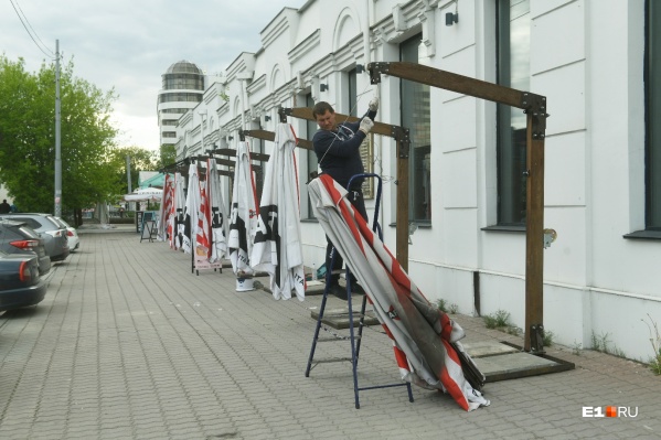 Рестораны всё еще надеются открыться в ближайшее время Рестораны всё еще надеются открыться в ближайшее время 