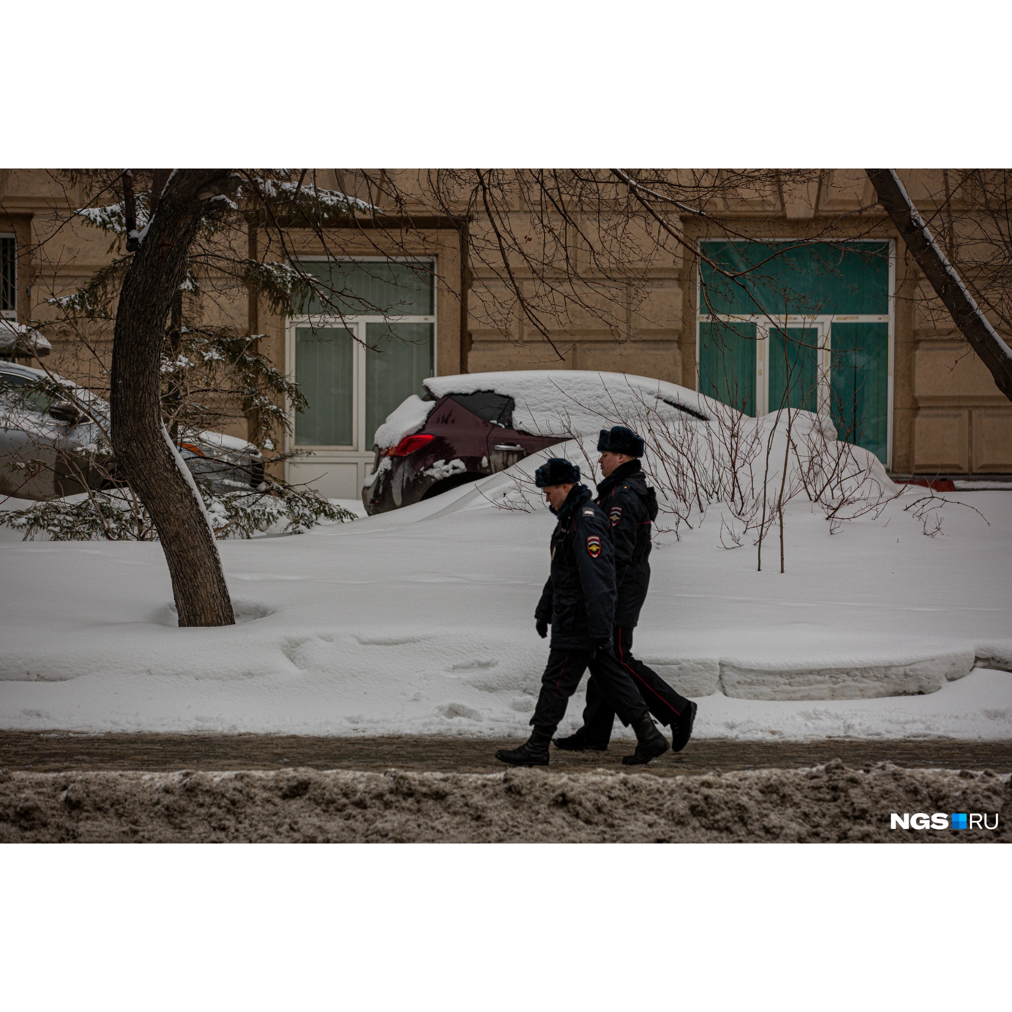 За акцией пристально следили сотрудники полиции, но беспорядков не было За акцией пристально следили сотрудники полиции, но беспорядков не было