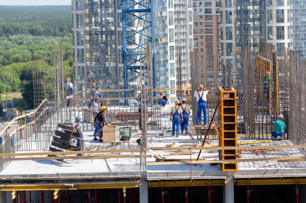 Новые дома мастерски вписываются в зеленый уютный микрорайон Новые дома мастерски вписываются в зеленый уютный микрорайон 
