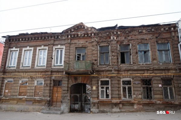 Дом признали аварийным, но не признали объектом культурного наследия Дом признали аварийным, но не признали объектом культурного наследия