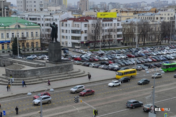 Парковку закроют уже в пятницу, 9 октября Парковку закроют уже в пятницу, 9 октября
