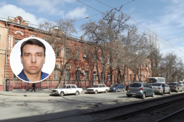 По словам следователей, преподаватель успел получить около 80 тысяч рублей По словам следователей, преподаватель успел получить около 80 тысяч рублей 