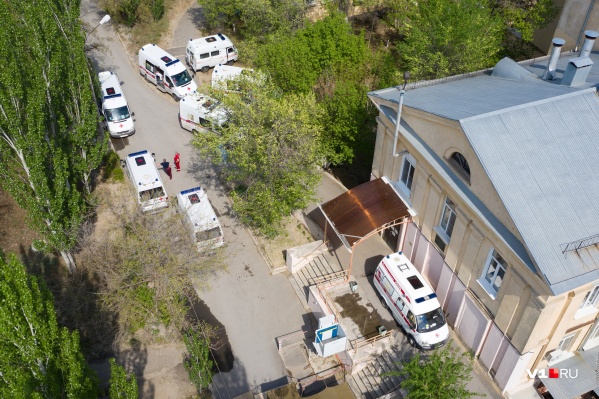 Нагрузка на скорую помощь растет с каждым днем Нагрузка на скорую помощь растет с каждым днем 