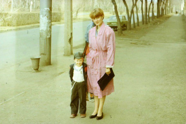 Это фото сделано в 1991 году. Кажется, что яркие цвета актуальны всегда Это фото сделано в 1991 году. Кажется, что яркие цвета актуальны всегда