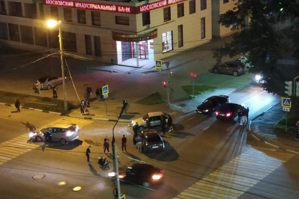 ДТП случилось уже поздним вечером ДТП случилось уже поздним вечером