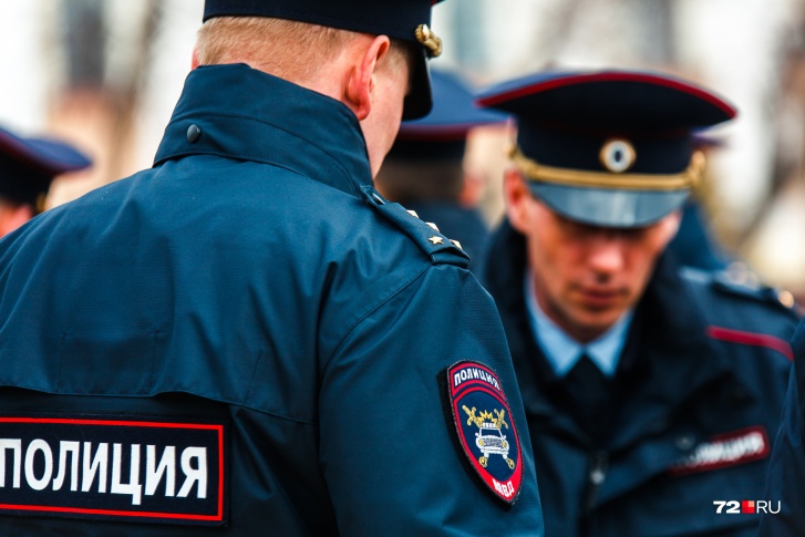 Молодой сотрудник полиции был найден мертвым в своем отделе на улице Белинского