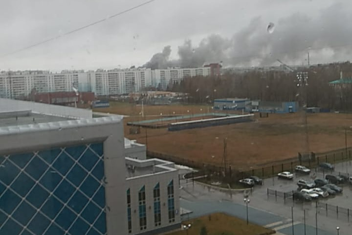 А этот снимок сделан из окна дома на Колхидской А этот снимок сделан из окна дома на Колхидской