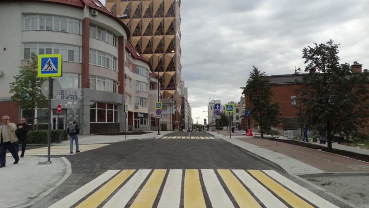 Раньше срока: в Екатеринбурге открыли сквозной проезд с улицы Горького на Куйбышева