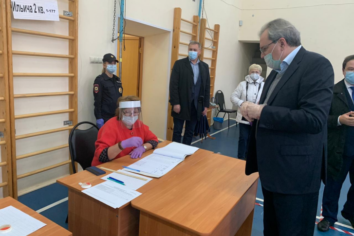 — Замечаний нет, — резюмировал Валерий Фадеев после посещения Соломбалы и Сульфата — Замечаний нет, — резюмировал Валерий Фадеев после посещения Соломбалы и Сульфата