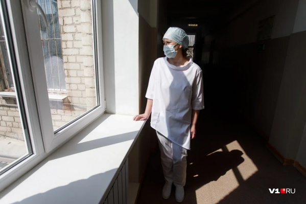 Врачи скоро смогут принимать плановых больных в поликлиниках и стационарах Врачи скоро смогут принимать плановых больных в поликлиниках и стационарах 