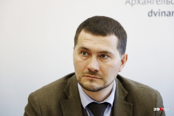 Артем Вахрушев регулярно рассказывает о ситуации с зараженными коронавирусом на территории Архангельской области Артем Вахрушев регулярно рассказывает о ситуации с зараженными коронавирусом на территории Архангельской области 