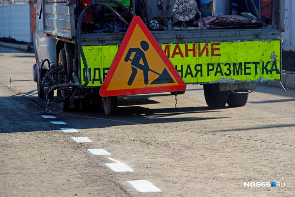 Восстанавливать утраченную за зиму разметку подрядчики будут по гарантии Восстанавливать утраченную за зиму разметку подрядчики будут по гарантии