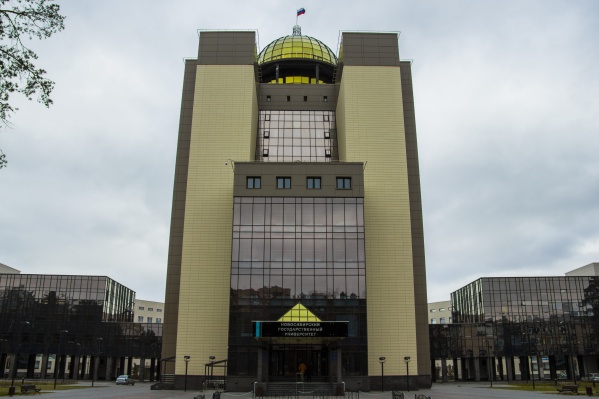 В разработке программы участвовали как специалисты-практики, так и исследователи-политологи В разработке программы участвовали как специалисты-практики, так и исследователи-политологи