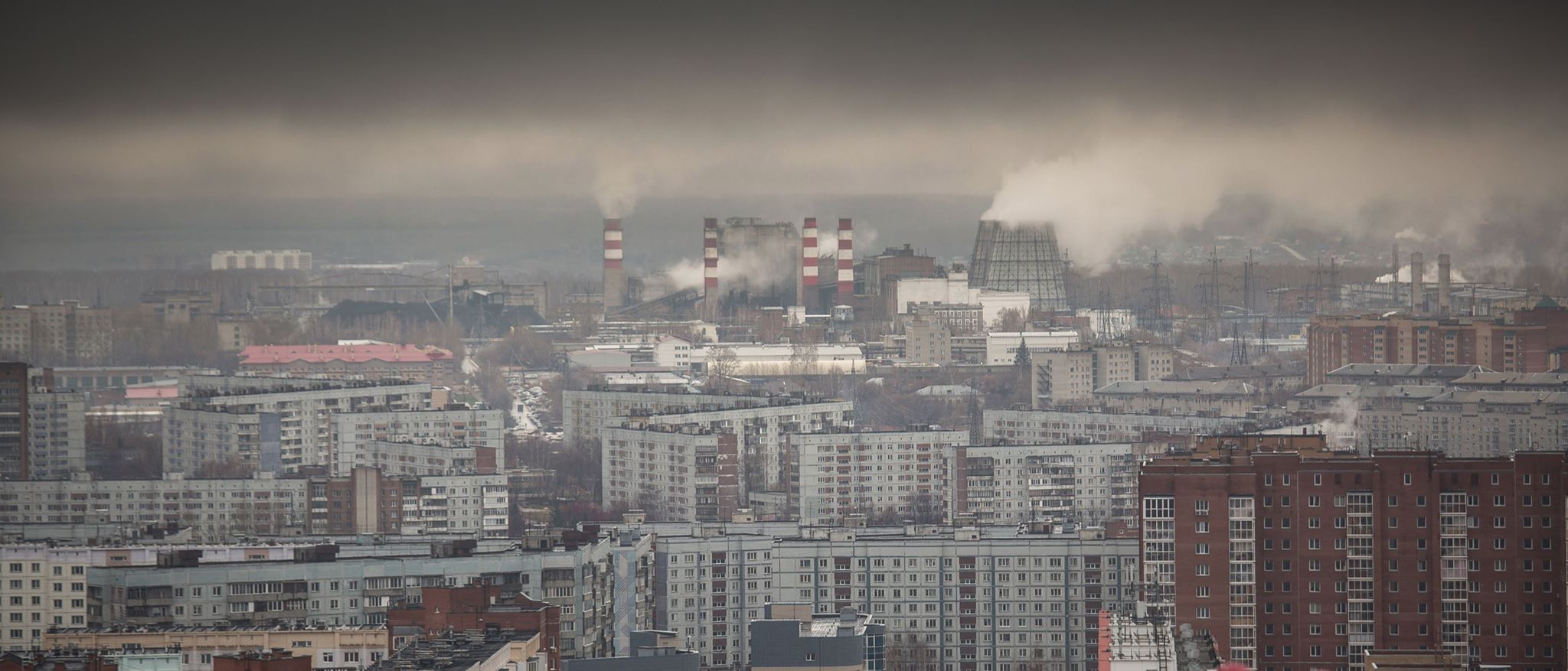Метеорологи зафиксировали превышение опасного газа с резким запахом в нескольких районах Новосибирска