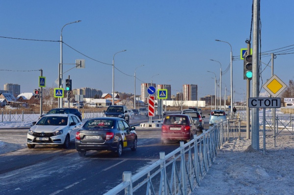 Торжественное открытие новой дороги состоялось сегодня Торжественное открытие новой дороги состоялось сегодня