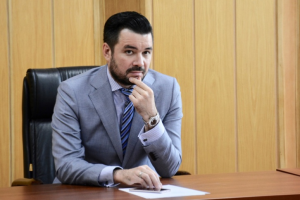 Мурзагулов является председателем попечительского совета ФК «Уфа» и близким соратником главы Башкирии Мурзагулов является председателем попечительского совета ФК «Уфа» и близким соратником главы Башкирии