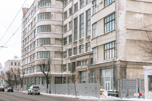 <a href="https://63.ru/text/realty/2015/12/09/56217231/" target="_blank" class="_">Здание заброшено</a> около пяти лет <a href="https://63.ru/text/realty/2015/12/09/56217231/" target="_blank" class="_">Здание заброшено</a> около пяти лет