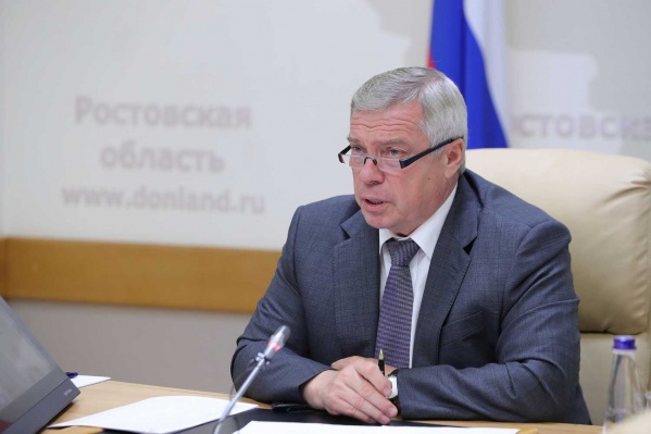 Критике губернатора донские территории подверглись после рассказа о том, как три поселения на три недели остались без воды Критике губернатора донские территории подверглись после рассказа о том, как три поселения на три недели остались без воды