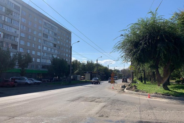 В прошлые годы на дороге делали только локальный ямочный ремонт В прошлые годы на дороге делали только локальный ямочный ремонт