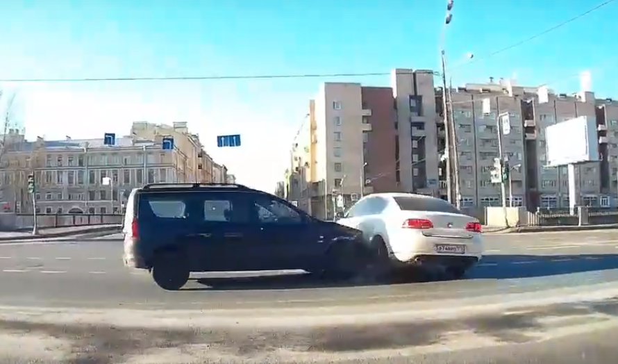 Кадр из видео в <a href="https://vk.com/spb_today?w=wall-68471405_12939709" class="_">vk.com/spb_today</a>