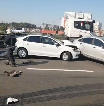 Скриншот видео из группы <a href="https://vk.com/wall-68471405_13409227" class="_ io-leave-page" target="_blank">«ДТП и ЧП Санкт-Петербург»</a>