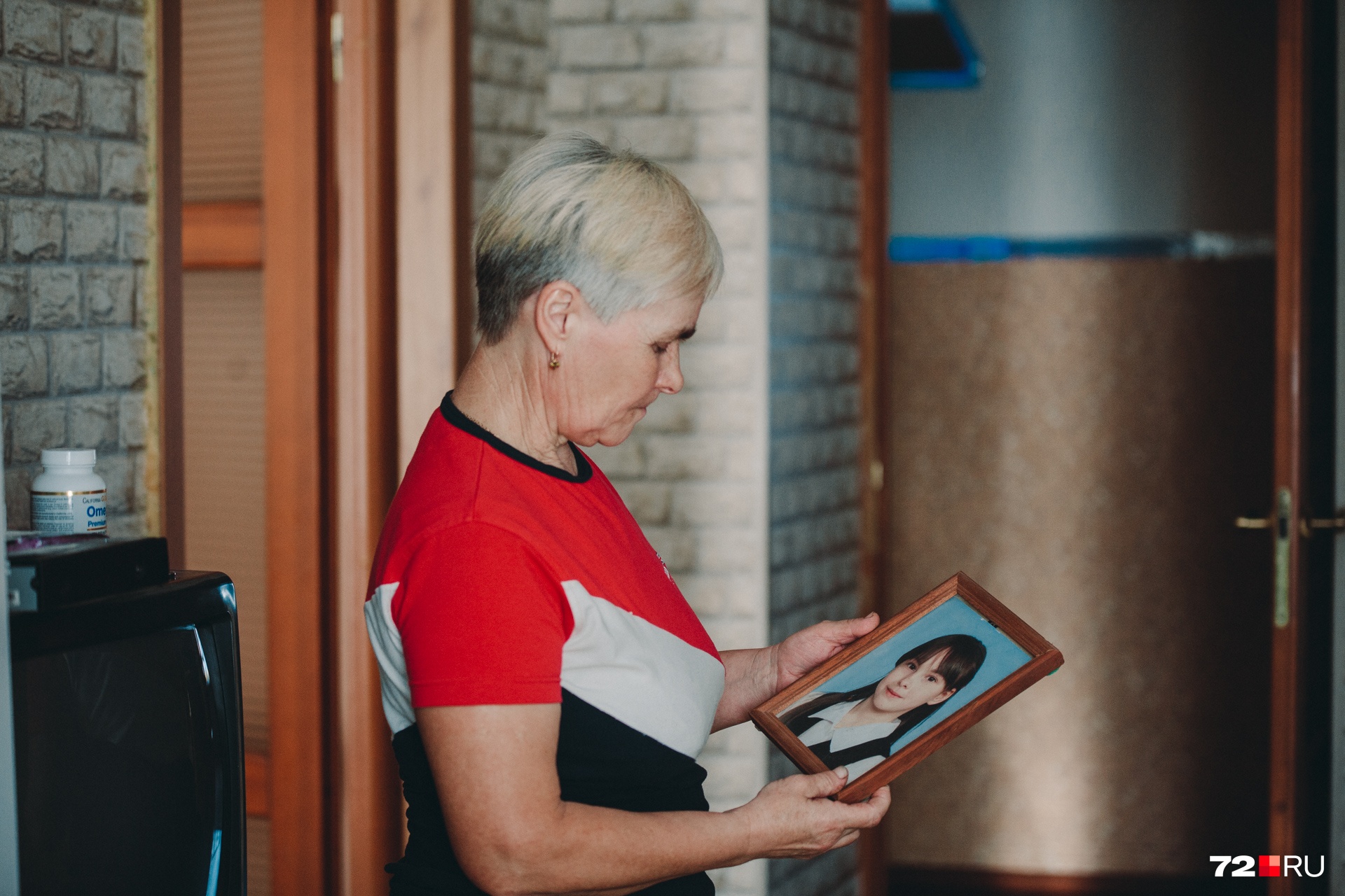 Людмила Ложкина после пропажи дочери рассылала письма в детские дома и приюты в надежде, что в таких местах оказалась ее девочка. Из всех мест, куда обращалась женщина, пришли отрицательные ответы