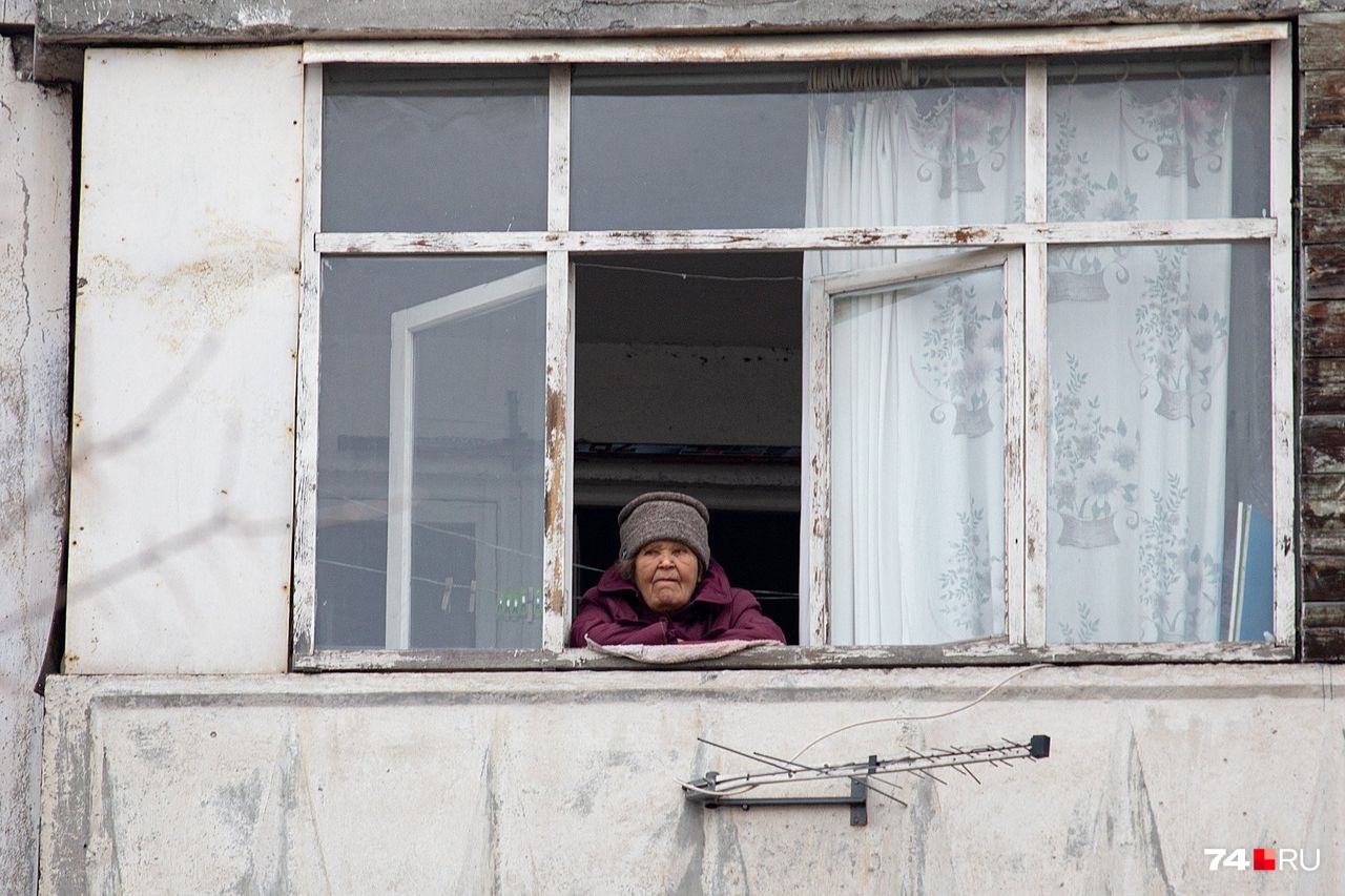 Пожилым людям со всех точек зрения лучше оставаться дома Пожилым людям со всех точек зрения лучше оставаться дома