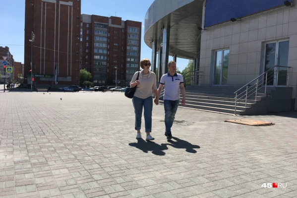 Для выхода из дома по-прежнему надо получать цифровой пропуск Для выхода из дома по-прежнему надо получать цифровой пропуск