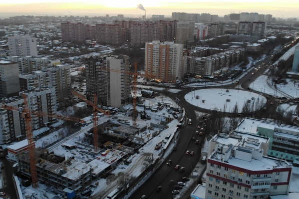 На площадке планируют возвести три многоэтажных дома На площадке планируют возвести три многоэтажных дома