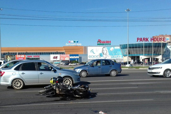 Авария произошла в Центральном районе автограда Авария произошла в Центральном районе автограда