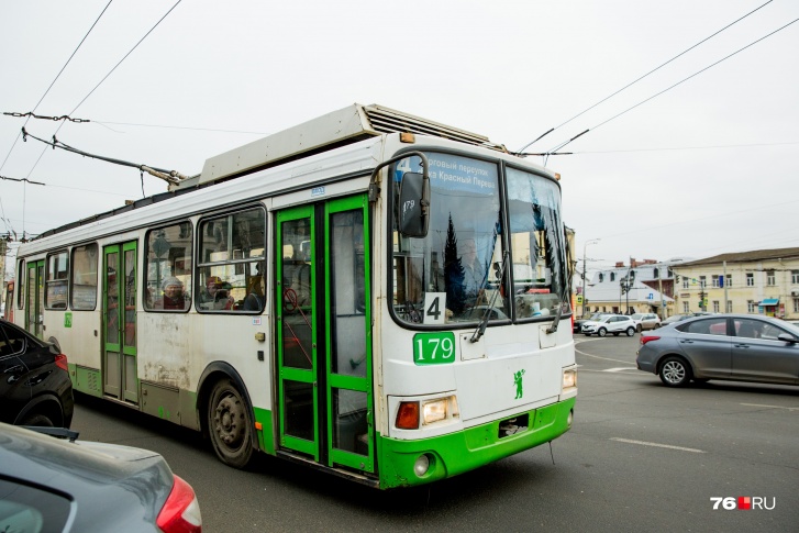 Троллейбусные маршруты <nobr class="_">№ 3</nobr> и 4 в августе 2019 года были закрыты на время капитального ремонта Тутаевского шоссе