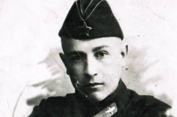 Сергей начал защищать небо над Ярославлем в ноябре 1942 года Сергей начал защищать небо над Ярославлем в ноябре 1942 года