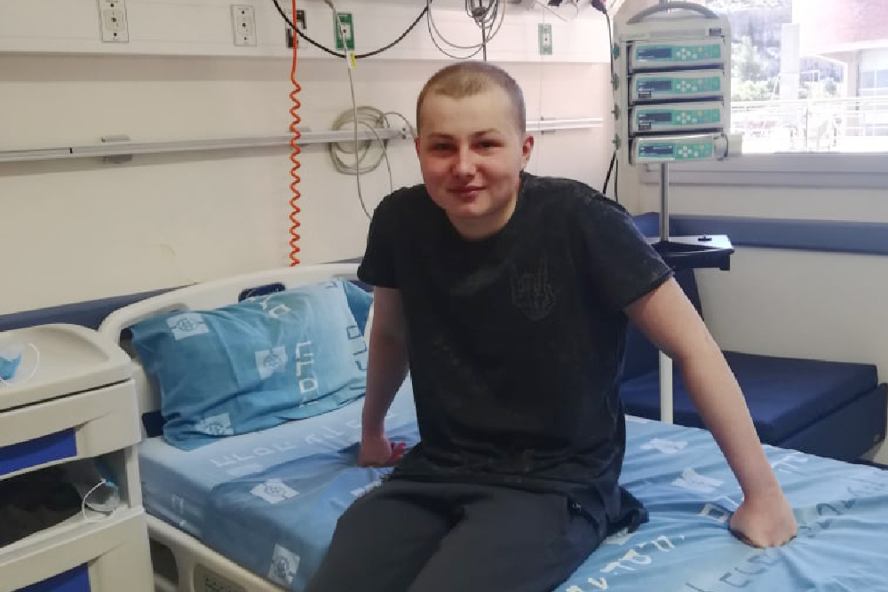 «Два организма в одном»: мальчик, которому всем миром собирали деньги на лечение, победил рак