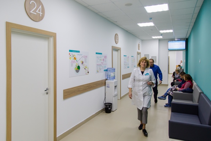В общей сложности только за февраль один участковый терапевт осмотрел в поликлинике и на дому 800 пациентов В общей сложности только за февраль один участковый терапевт осмотрел в поликлинике и на дому 800 пациентов