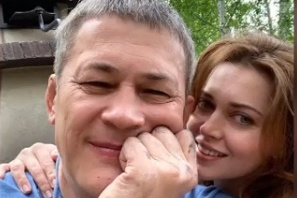 Каринэ Хабирова выложила редкий кадр Каринэ Хабирова выложила редкий кадр
