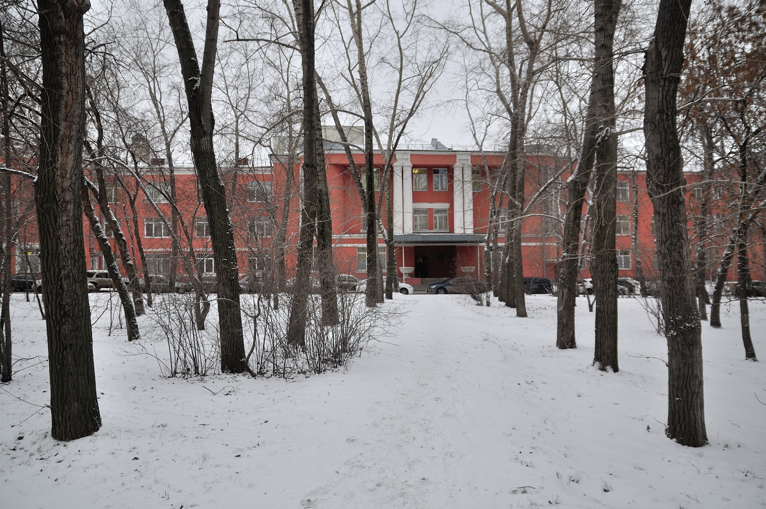 В Екатеринбурге под больных коронавирусом оборудуют старейший на Урале роддом