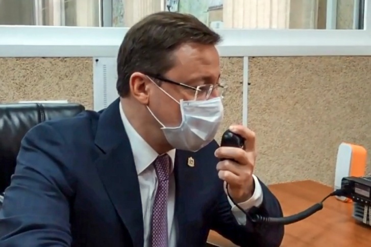 Глава региона тоже облачился в маску Глава региона тоже облачился в маску