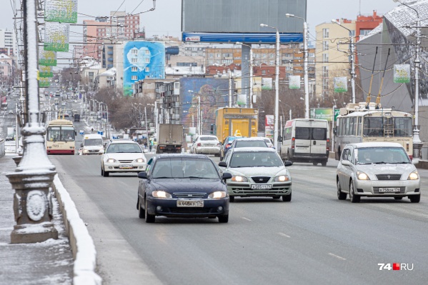 В этом году в бюджет поступит более четырёх миллиардов рублей транспортного налога В этом году в бюджет поступит более четырёх миллиардов рублей транспортного налога
