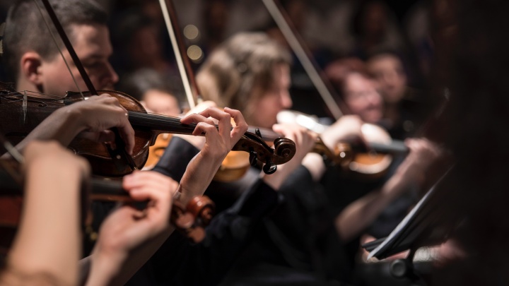 Более 100 музыкантов исполнят Ленинградскую симфонию Шостаковича онлайн