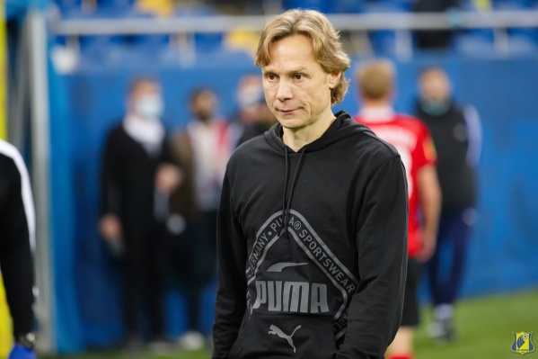 Карпин показал ростовскую прописку Карпин показал ростовскую прописку